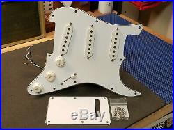 1999 Fender American Strat Loaded PICKGUARD Alnico V USA Pickups Electric Guitar
