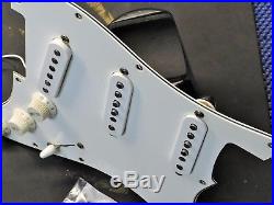 2000 Fender Classic 70's Reissue Strat LOADED PICKGUARD Stratocaster RI Guitar