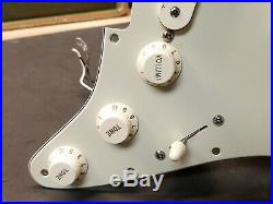 2002 Fender American Deluxe Strat LOADED PICKGUARD USA Vintage Noiseless Pickups