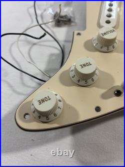 2004 Fender Stratocaster MIM Loaded 3-Ply Pickguard SSS Cream with HW 2004 Fender Stratocaster MIM Loaded 3-Ply Pickguard SSS Cream with HW
