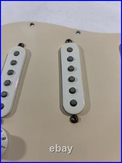 2004 Fender Stratocaster MIM Loaded 3-Ply Pickguard SSS Cream with HW 2004 Fender Stratocaster MIM Loaded 3-Ply Pickguard SSS Cream with HW