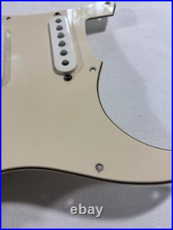 2004 Fender Stratocaster MIM Loaded 3-Ply Pickguard SSS Cream with HW