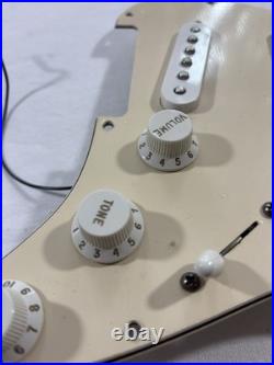 2004 Fender Stratocaster Standard MIM Loaded 3-Ply Pickguard HSS Cream with HW 2004 Fender Stratocaster Standard MIM Loaded 3-Ply Pickguard HSS Cream with HW