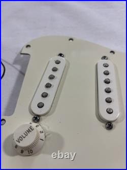2015 Fender Stratocaster Standard MIM Loaded 3-Ply Pickguard SSS White with HW