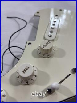 2015 Fender Stratocaster Standard MIM Loaded 3-Ply Pickguard SSS White with HW