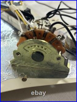 2015 Fender Stratocaster Standard MIM Loaded 3-Ply Pickguard SSS White with HW