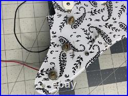 Fender American Stratocaster Loaded Pickguard Strat, Read (K3) Fender American Stratocaster Loaded Pickguard Strat, Read (K3)