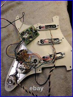 Fender Eric Clapton Loaded Strat Pickguard TBX Mid Boost Parchment Lace Sensor