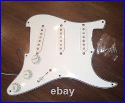 Fender Eric Johnson Stratocaster Loaded Pickguard Parchment 3-ply