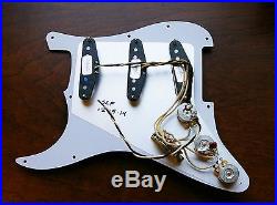 Fender Loaded Strat Pickguard CS Texas Special Aged Cream 8 Hole Squier 7 Way