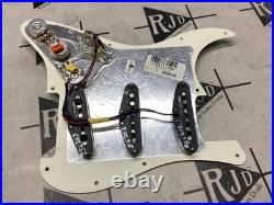 Fender Player Plus Loaded Strat Pick Guard Plate 11 Hole Pickguard