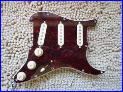 Fender Player Plus Noiseless Stratocaster Pickups Loaded Tortoiseshell Pickguard