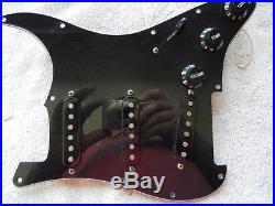 Fender Pure Vintage'65 Strat Loaded Pickguard Black on Black Hendrix Model