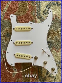 Fender Stratocaster American Standard Alnico 5 Loaded Pickguard Excellent