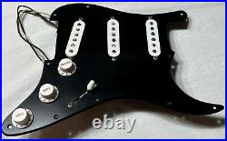 Fender Stratocaster Loaded Pickguard Strat 57/62 Black single ply 11 Hole