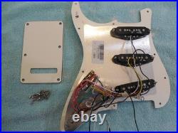 Fender Stratocaster Loaded Pickguard Vintage Noiseless S-1 Switch. Excellent