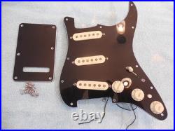 Fender Stratocaster Loaded Pickguard Vintage Noiseless withS-1 switch. Excellent