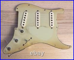Fender USA American Relic Loaded Vintage Pickguard