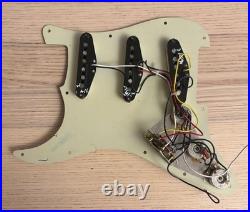 Fender USA American Relic Loaded Vintage Pickguard