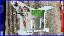 Fender strat plus deluxe lace sensor loaded pickguard, blue, silver&red 89/91