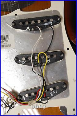 Genuine 2018 Fender Stratocaster Loaded Pickguard 5 way switch