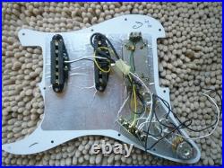 Genuine Fender MIM Stratocaster HSS Loaded Loaded Pickguard Ceramic Pickups