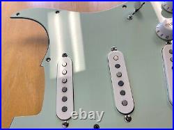 LOADED Pickguard Squier Classic Vibe 60s FSR Stratocaster Strat Prewired Pickups