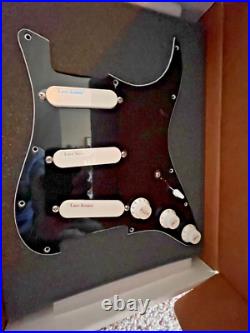 Lace Sensor 44513-02 Blue/Silver/Red Loaded Stratocaster Pickguard Black