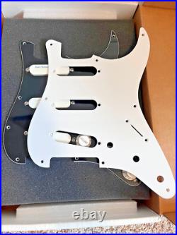 Lace Sensor 44513-02 Blue/Silver/Red Loaded Stratocaster Pickguard Black