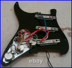 Lace Sensor Hot Gold Fender Stratocaster Loaded Strat Pickguard