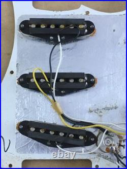 Lefty 2002 Genuine Fender Aged Relic Strat Guitar Left Pickups Loaded Pickguard