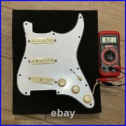 Lindy Fralin Blues Special PIO Loaded Strat Pickguard Pickup Aged White/ White