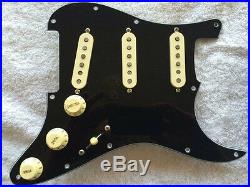 Lindy Fralin Loaded Prewired Strat Pickguard Real 54's Aged Cream on Black USA
