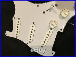 Lindy Fralin -Reverse Blues Special Loaded Strat pickguard- barely used
