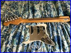 Mexican Strat loaded pick guard & neck 2005. Excellent condition