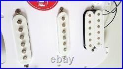 NEW PICKGUARD FENDER SQUIER Affinity loaded STRATOCASTER HSS blanc guitare STRAT