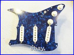 New Fender Loaded Strat Pickguard Custom'69 Abby Pickups White / Blue Pearl USA