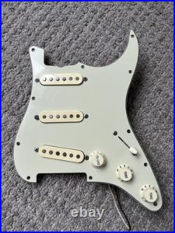 Seymour Duncan Antiquity Texas Hot Loaded pickguard / pickup set for Strat