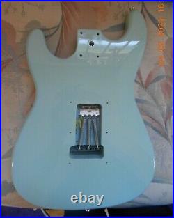Strat Style Body withLoaded Pick-Guard