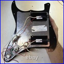 Stratocaster Strat LOADED PICKGUARD, Active EMG 85 81 Black Cream Pearl