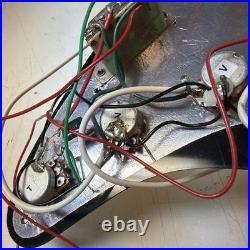 Stratocaster Strat LOADED PICKGUARD, Active EMG 85 81 Black Cream Pearl