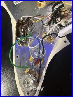 White Strat-Style Loaded Pickguard HSS Pickups with Pots Switch Wiring Plastic